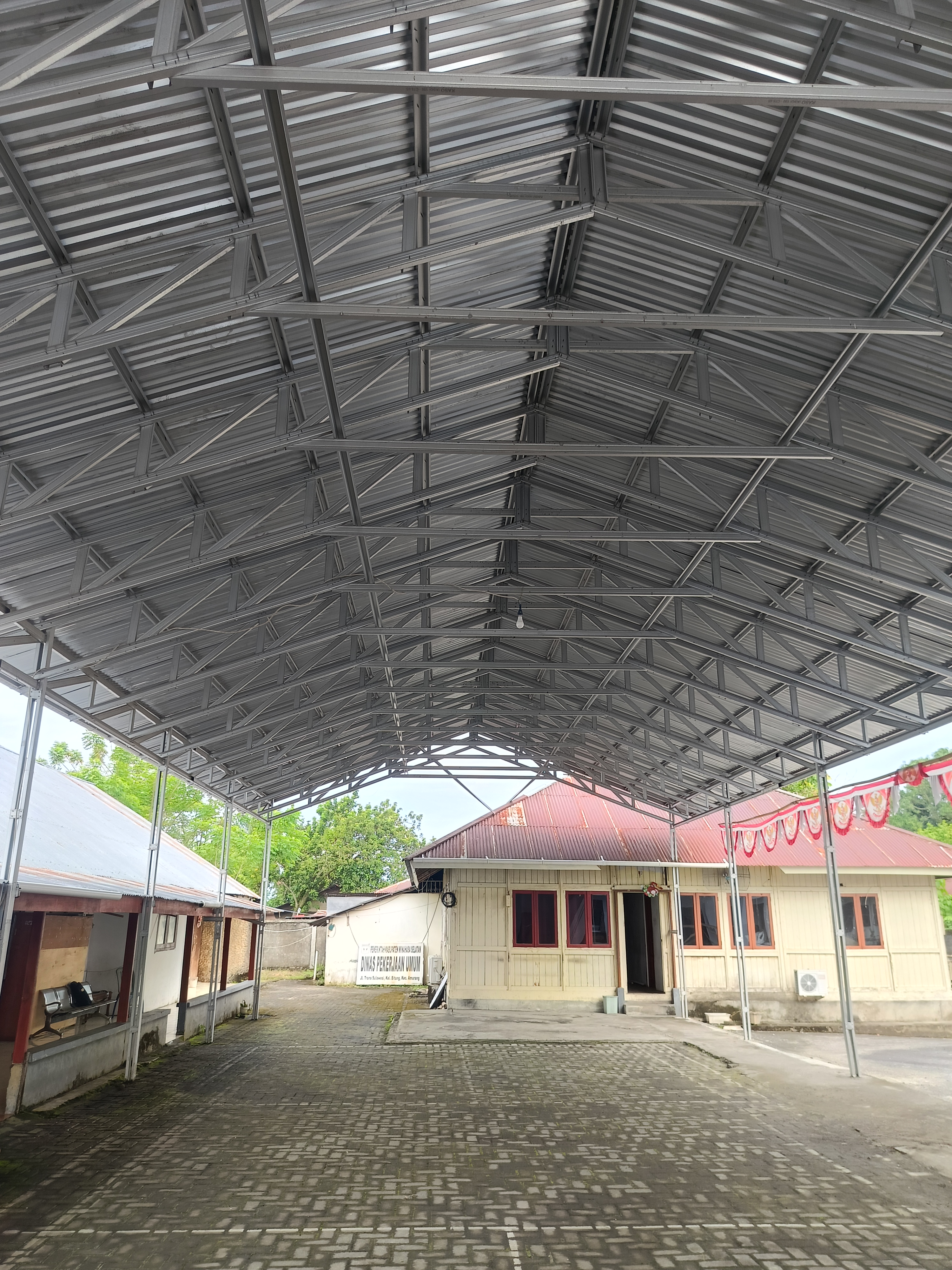 Kantor 1